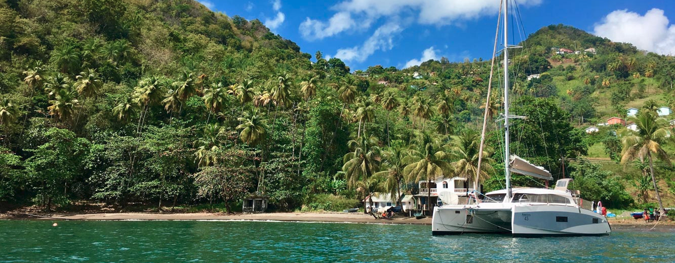 Catamaran en croisière aux Caraïbes